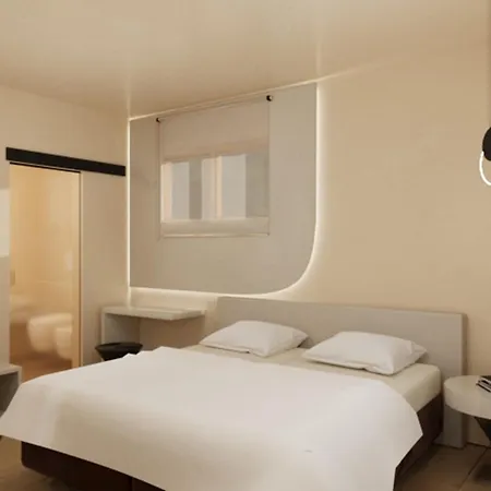 Hotel Diana 3*