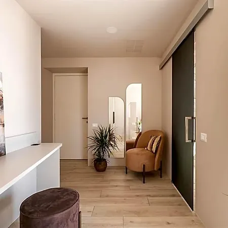 Hotel Diana