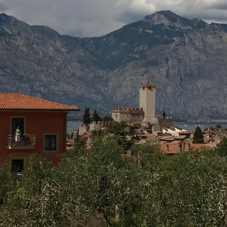 Hotel Diana 3*