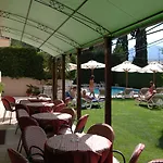 Hotel Diana