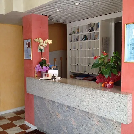 فندق Diana مالتشيزينيه