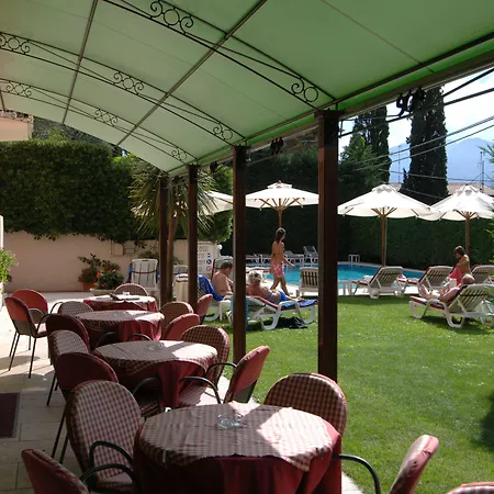 Hotel Diana